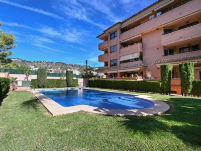 Apartamento en venta en Jávea, Jardines del Pueblo, con privacidad y confort