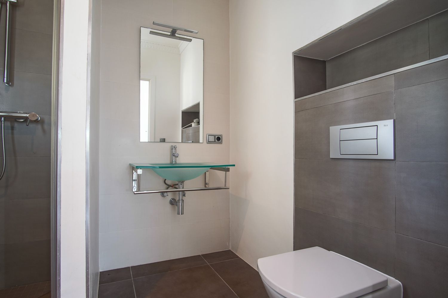 Villa de estilo mediterráneo en venta en Moraira con vistas panorámicas al mar.