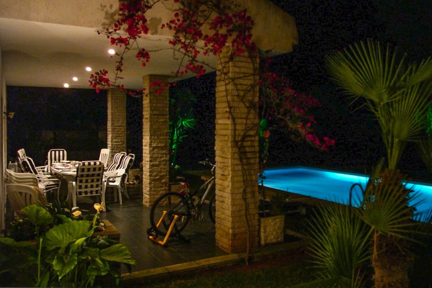 Villa de lujo en Dénia en venta con piscina privada y vistas al Montgó