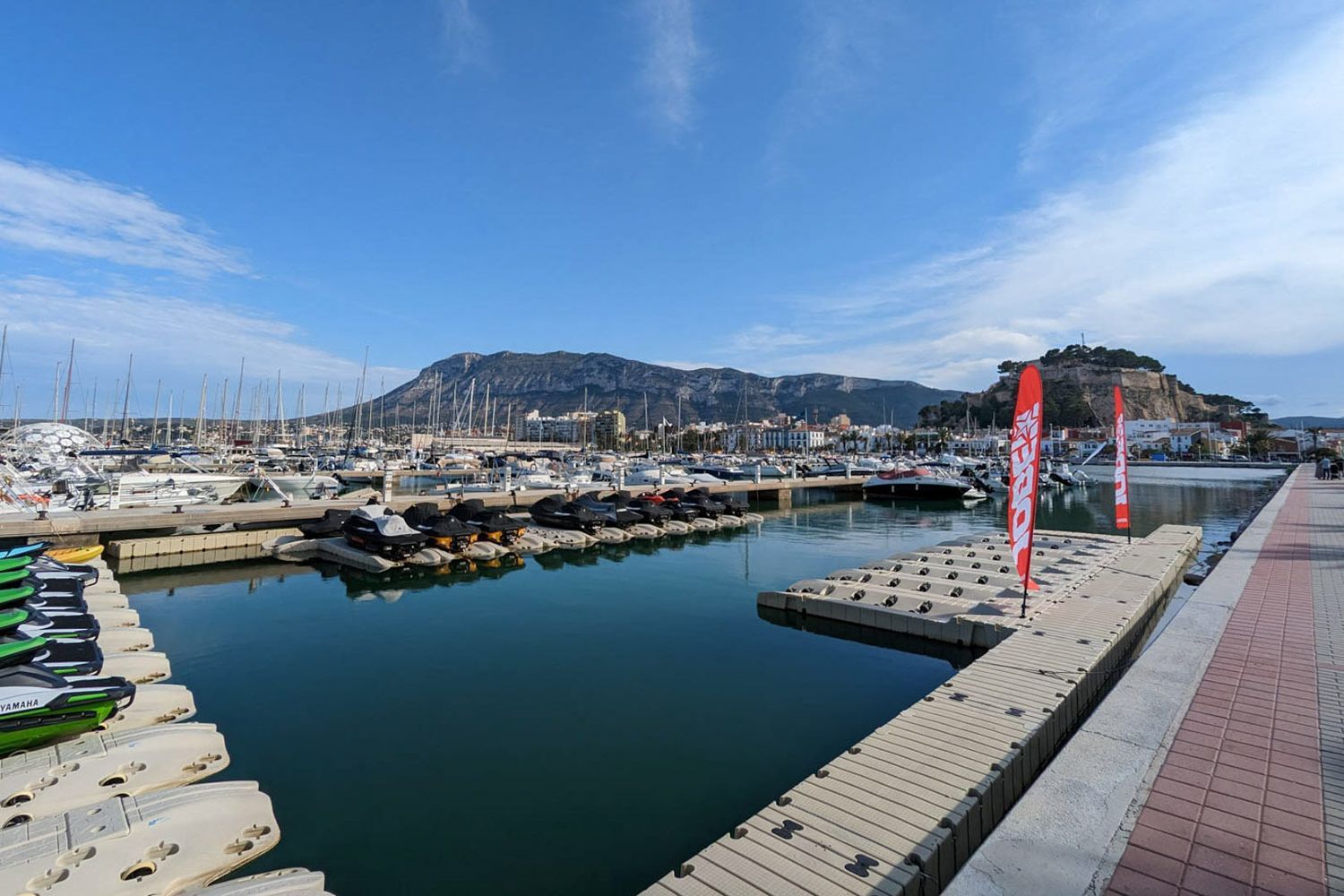 Villa de lujo en Dénia en venta con piscina privada y vistas al Montgó