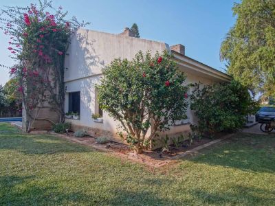 Villa de lujo en Dénia en venta con piscina privada y vistas al Montgó