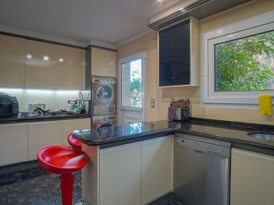 Villa de lujo en Dénia en venta con piscina privada y vistas al Montgó