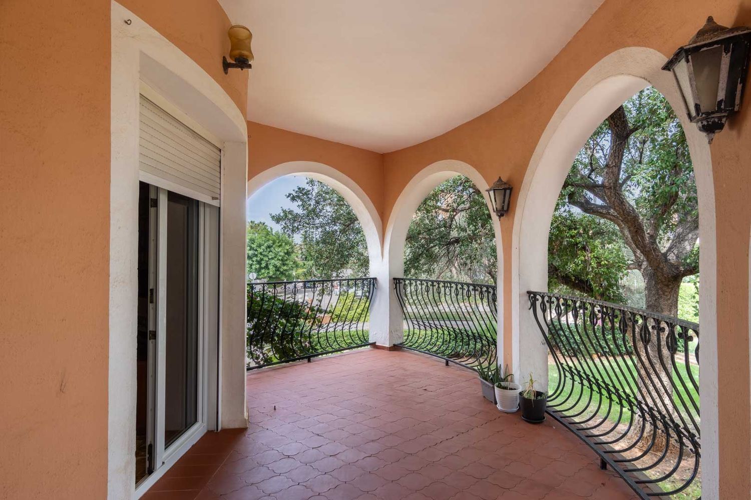 Chalet de 5 dormitorios en venta en Las Marinas, Dénia, a 550m de la playa