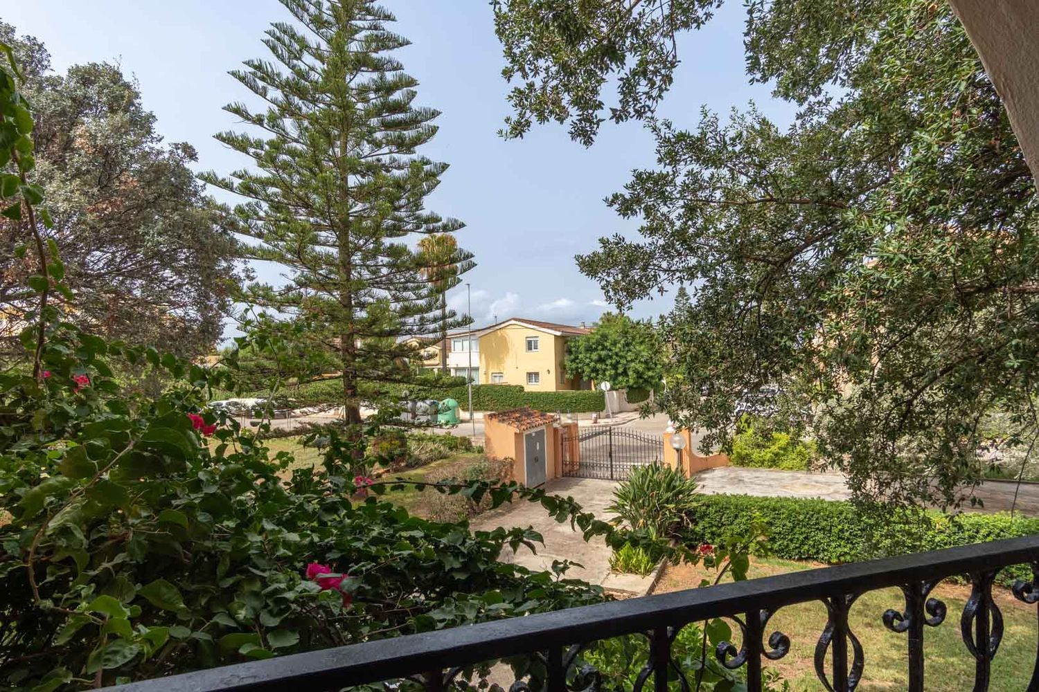 Chalet de 5 dormitorios en venta en Las Marinas, Dénia, a 550m de la playa