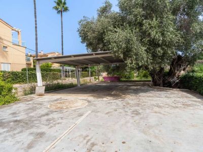 Chalet de 5 dormitorios en venta en Las Marinas, Dénia, a 550m de la playa