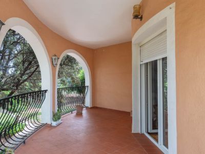 Chalet de 5 dormitorios en venta en Las Marinas, Dénia, a 550m de la playa
