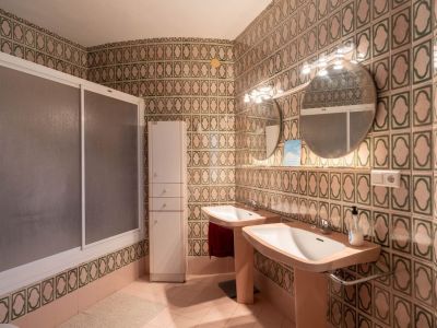 Chalet de 5 dormitorios en venta en Las Marinas, Dénia, a 550m de la playa
