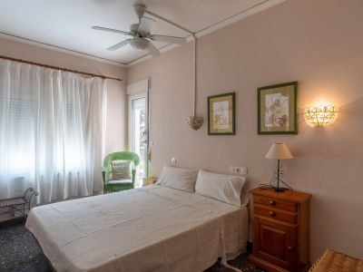 Chalet de 5 dormitorios en venta en Las Marinas, Dénia, a 550m de la playa