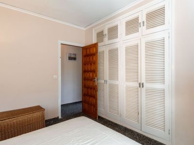 Chalet de 5 dormitorios en venta en Las Marinas, Dénia, a 550m de la playa