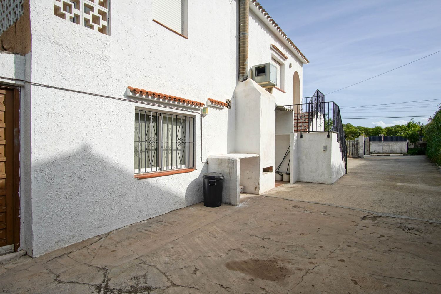 Chalet independiente en venta en Las Rotas, Dénia, con restaurante y vistas al mar