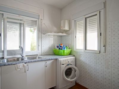 Chalet independiente en venta en Las Rotas, Dénia, con restaurante y vistas al mar