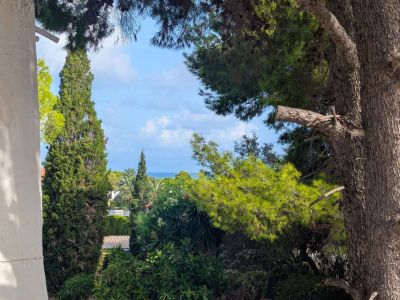 Chalet independiente en venta en Las Rotas, Dénia, con restaurante y vistas al mar