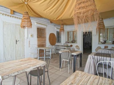 Chalet independiente en venta en Las Rotas, Dénia, con restaurante y vistas al mar