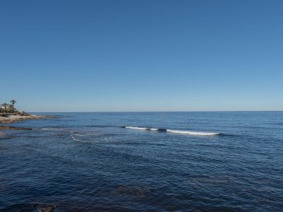 Chalet independiente en venta en Las Rotas, Dénia, con restaurante y vistas al mar