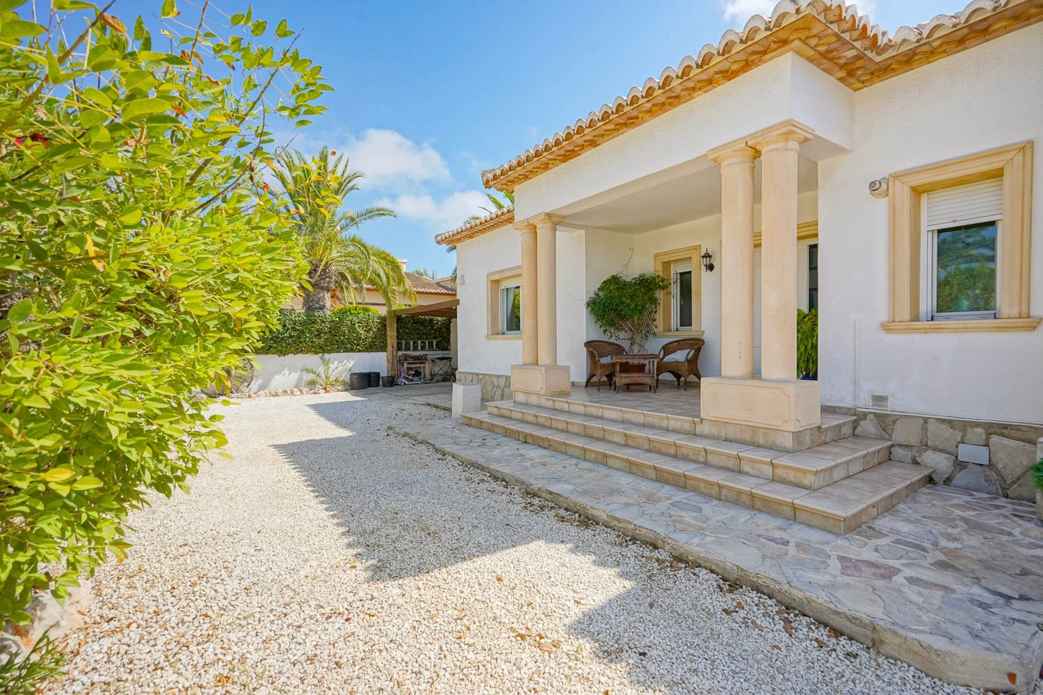 Villa tradicional en venta en Jávea, Costa Nova, con piscina y cerca de calas