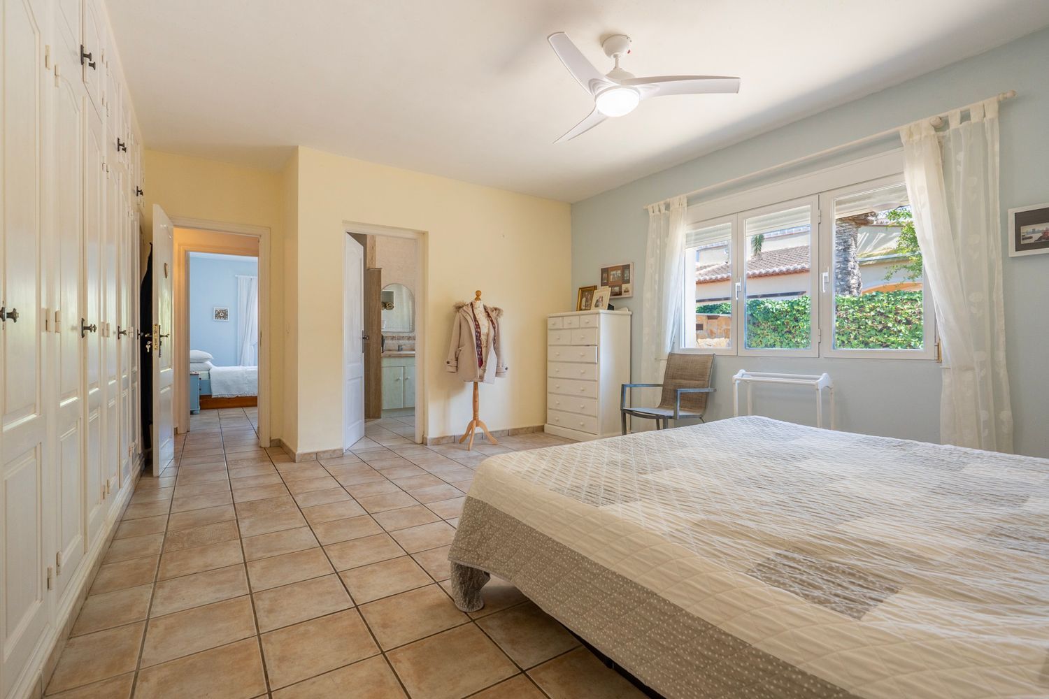 Villa tradicional en venta en Jávea, Costa Nova, con piscina y cerca de calas