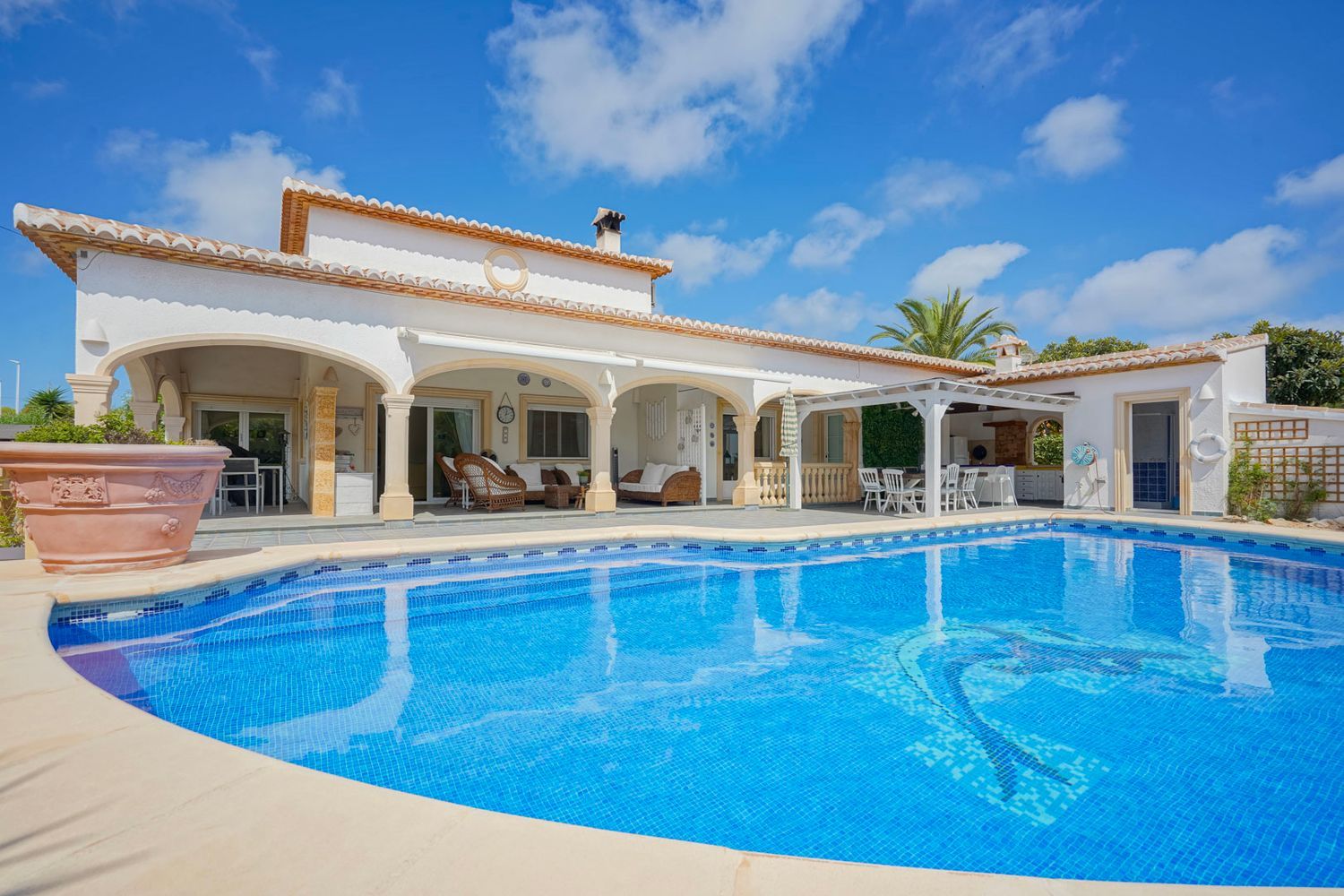 Villa tradicional en venta en Jávea, Costa Nova, con piscina y cerca de calas