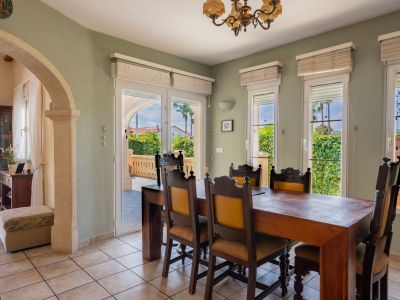 Villa tradicional en venta en Jávea, Costa Nova, con piscina y cerca de calas