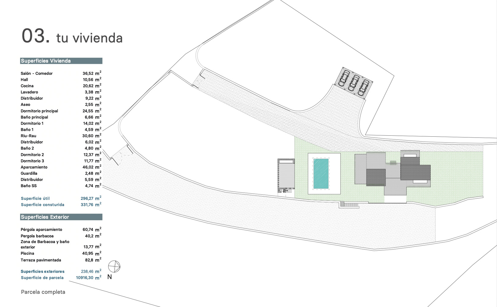 Plano de parcela completa de 10.916 m² mostrando la villa, piscina rectangular de 40,95 m², pérgola de aparcamiento y amplias zonas ajardinadas.