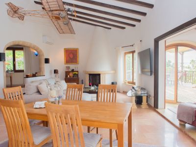 Villa con vista al mar en venta en Javea