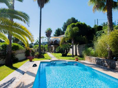 Villa con vista al mar en venta en Javea