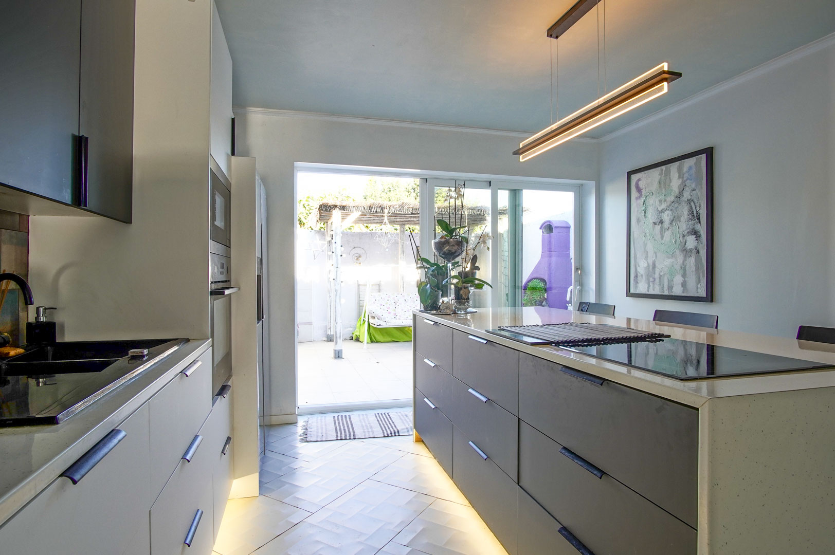 Cocina con acceso a la terraza