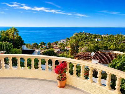 Terraza con vistas al mar