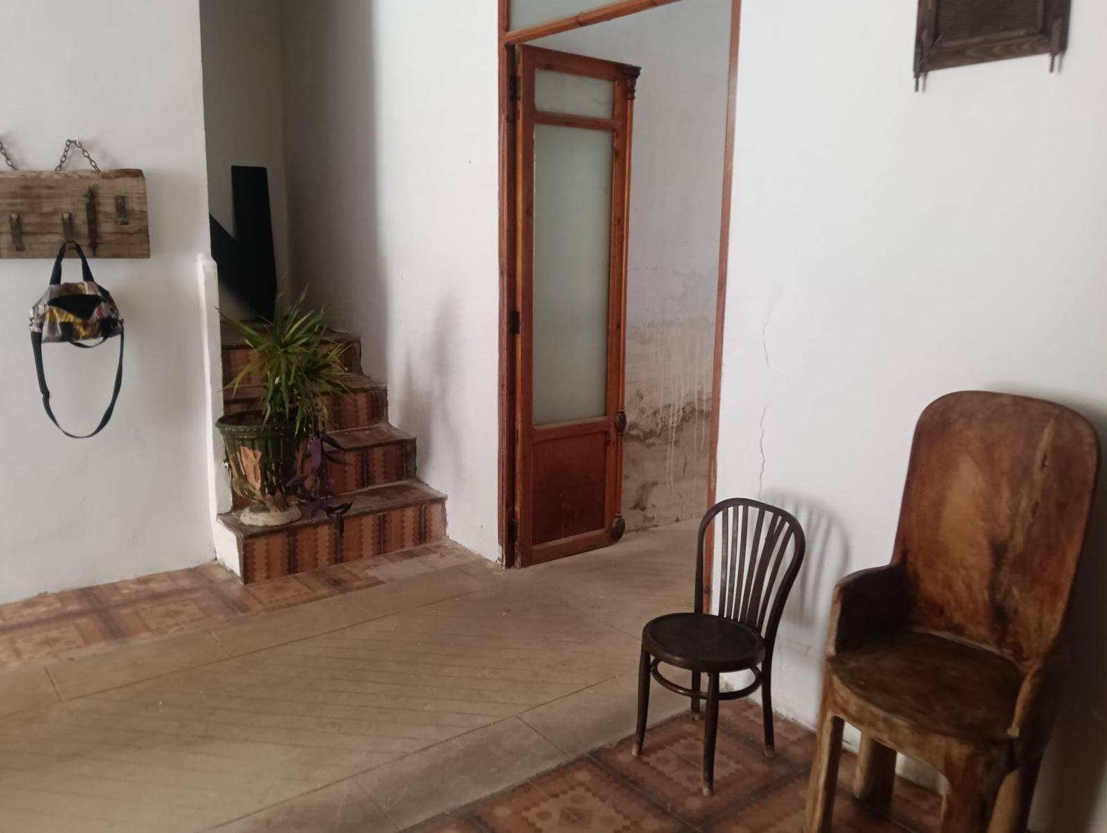 Recibidor con escalera Recibidor con escalera