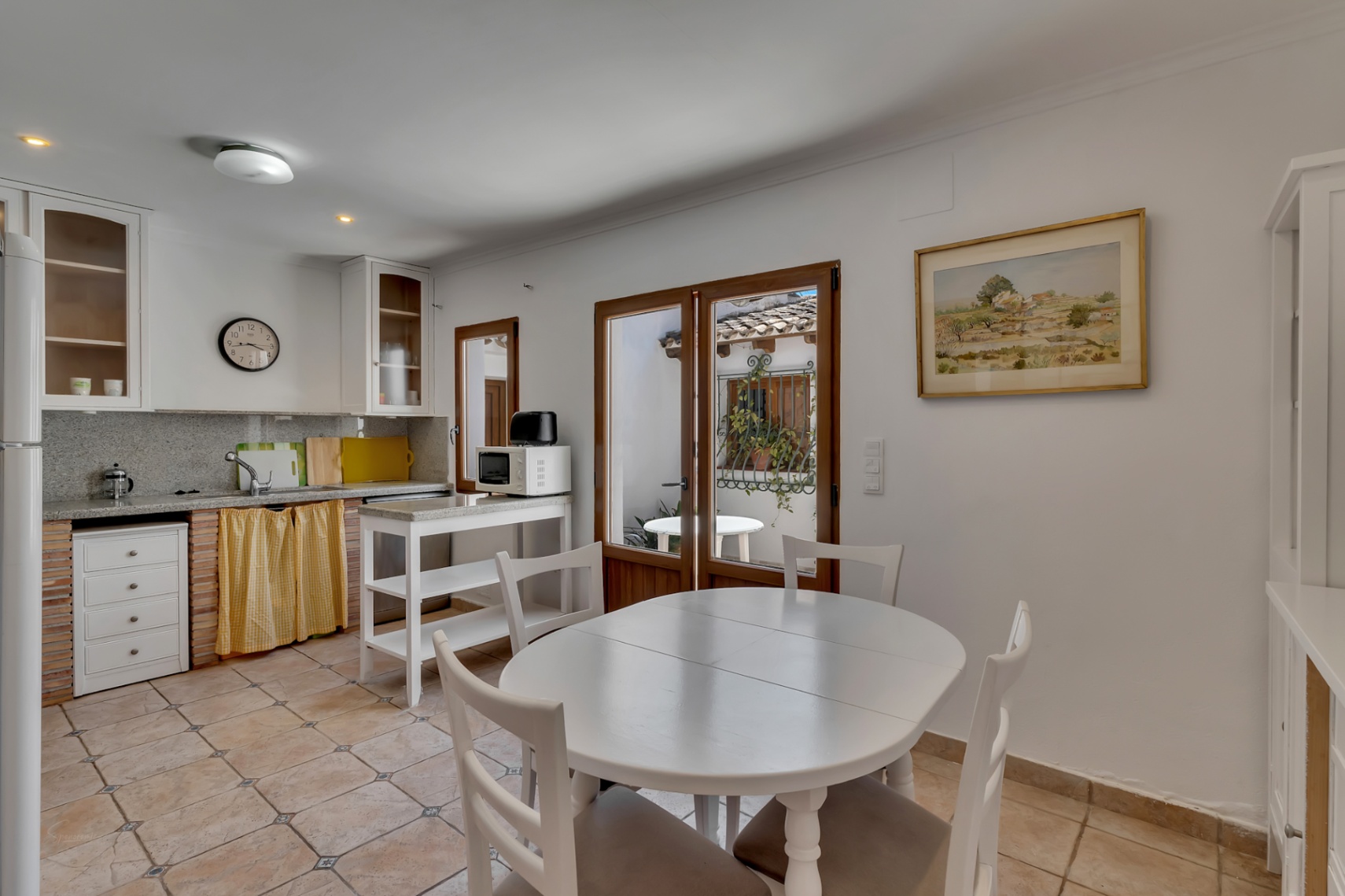 Cocina y comedor