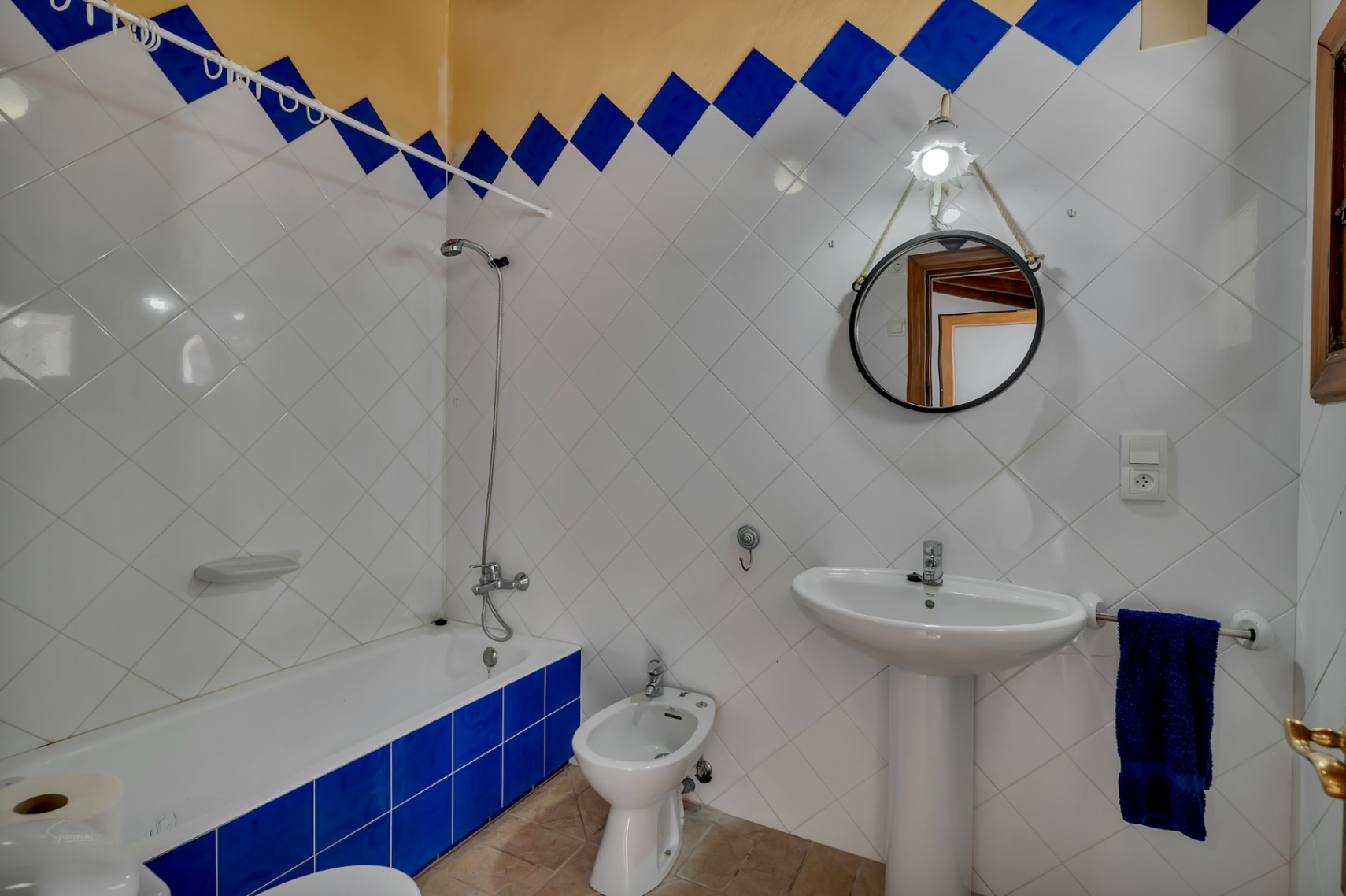 Cuarto de baño completo