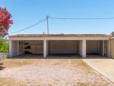 Aparcamiento cubierto