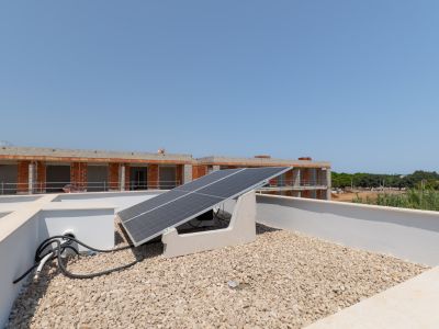 Solárium con placas solares