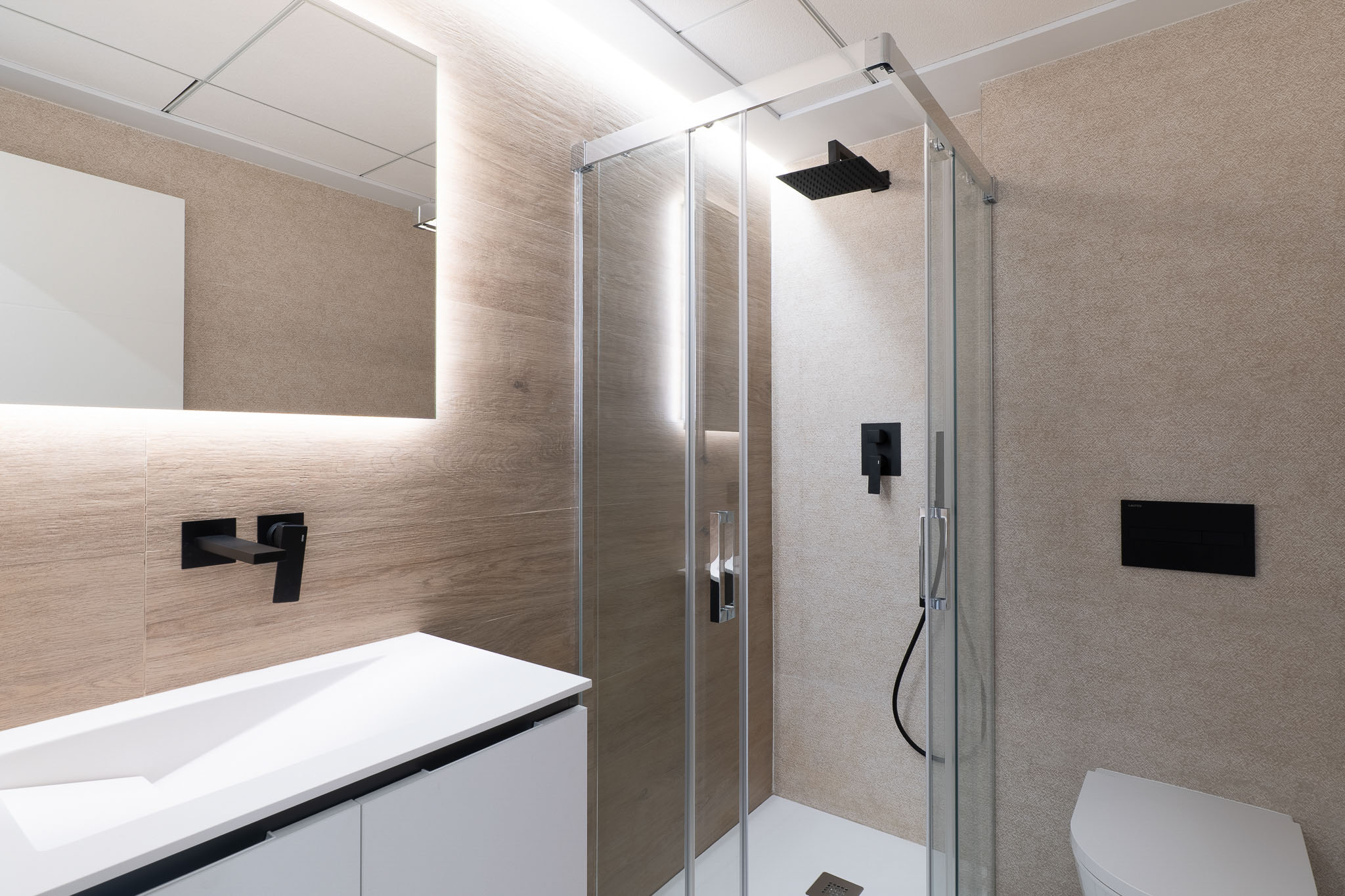 Baño con ducha