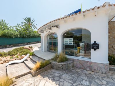 Fachada del local comercial