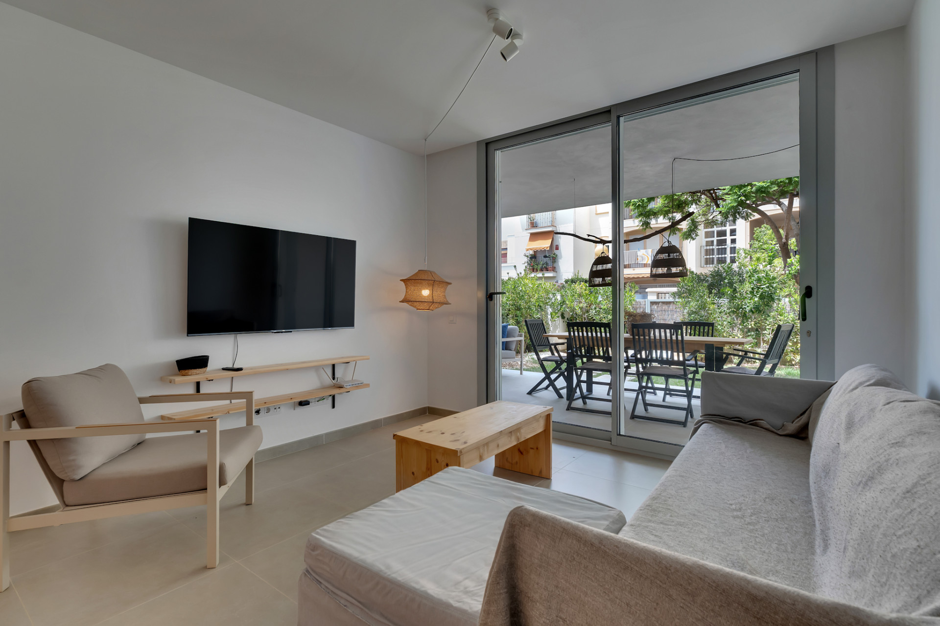 Salón con acceso a la terraza Salón con acceso a la terraza