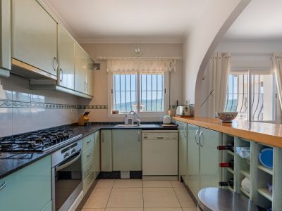 Cocina semiabierta