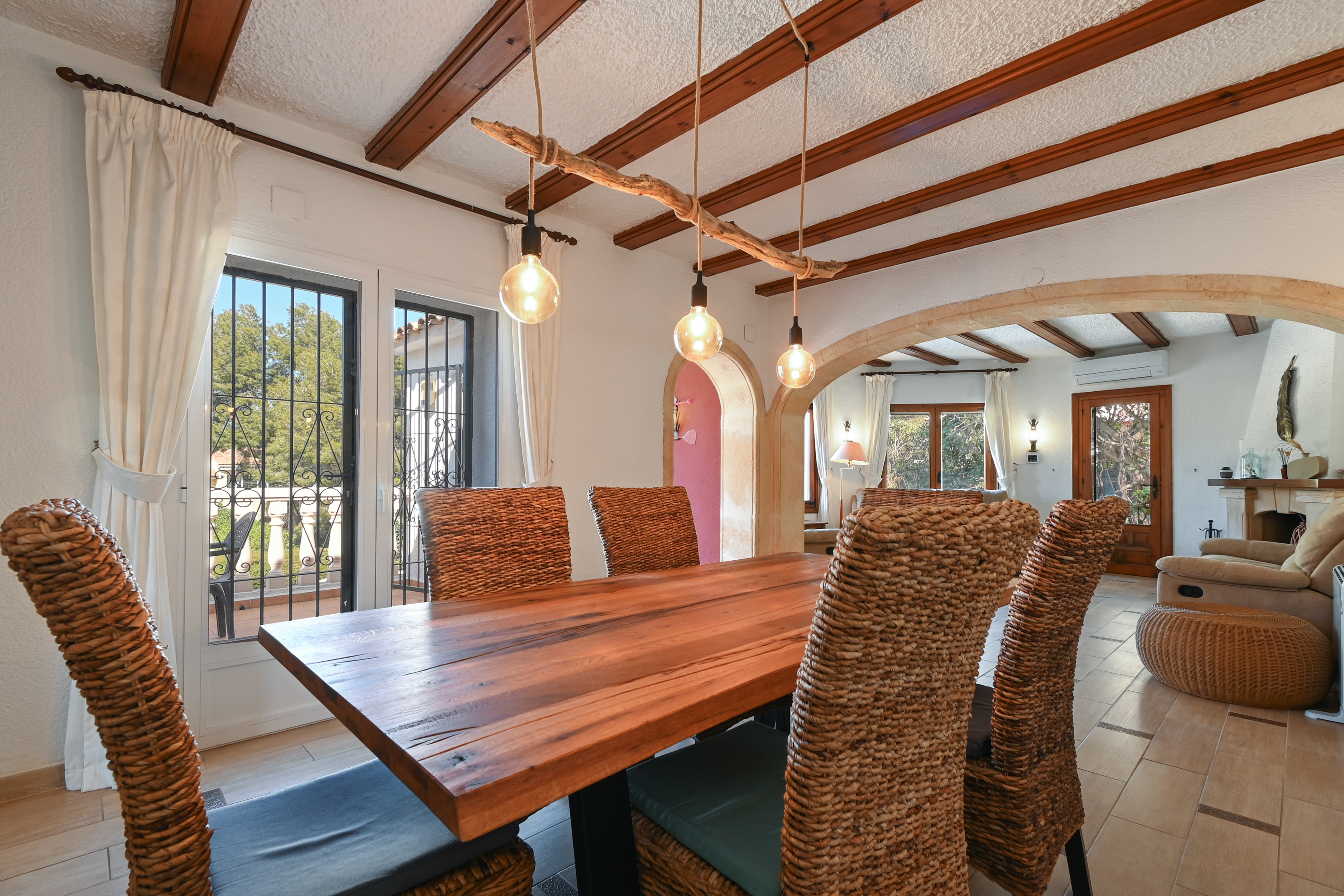 Villa tradicional en venta con piscina privada en Jávea Villa tradicional en venta con piscina privada en Jávea