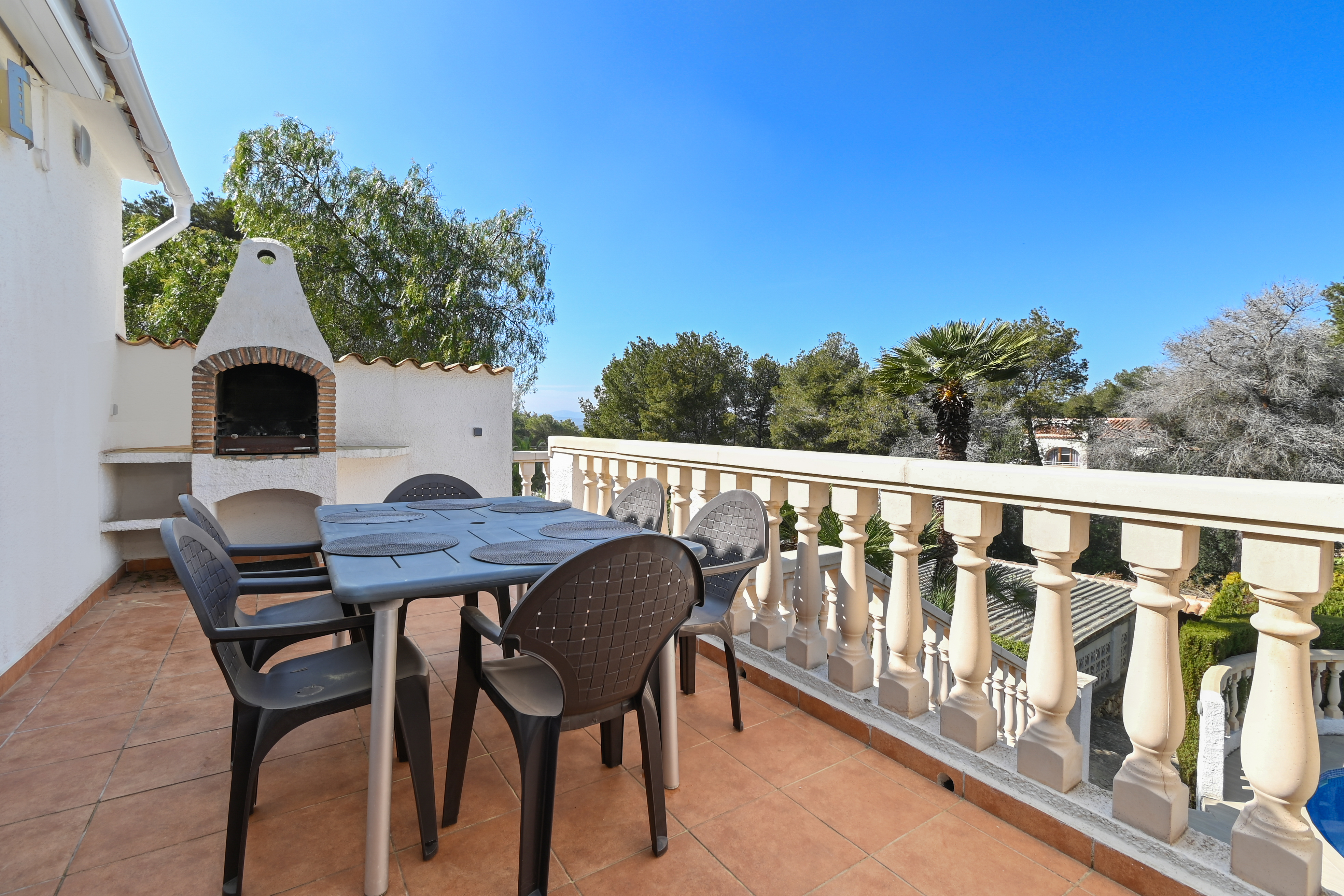 Villa tradicional en venta con piscina privada en Jávea Villa tradicional en venta con piscina privada en Jávea