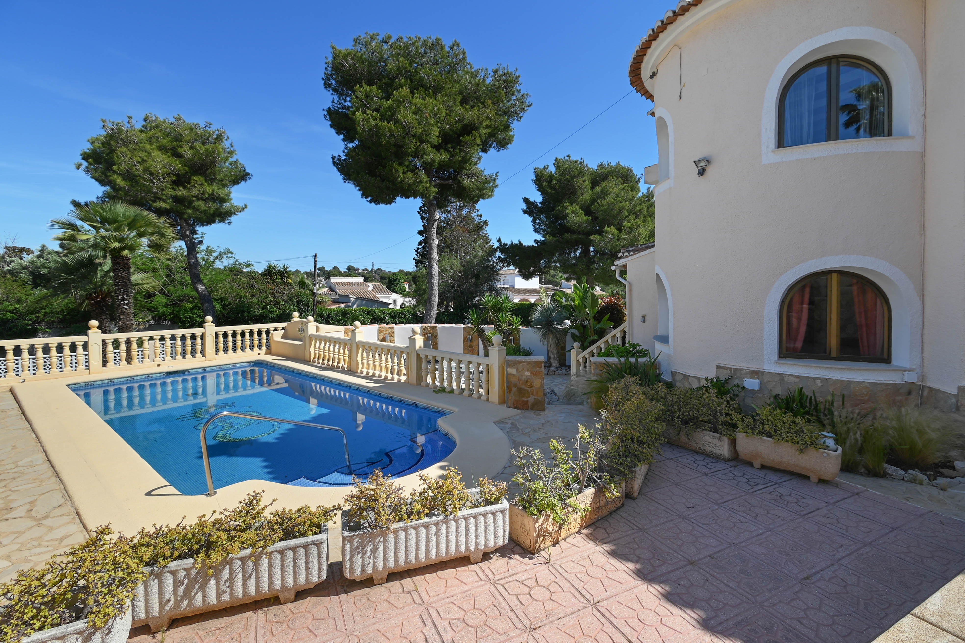 Villa en venta en Javea Granadella con piscina y jardin Villa en venta en Javea Granadella con piscina y jardin