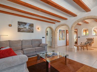 Villa en venta en Javea Granadella con piscina y jardin