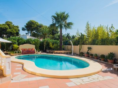 Villa en perfecto estado en venta en Jávea