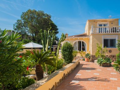 Villa en perfecto estado en venta en Jávea
