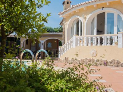 Villa en perfecto estado en venta en Jávea