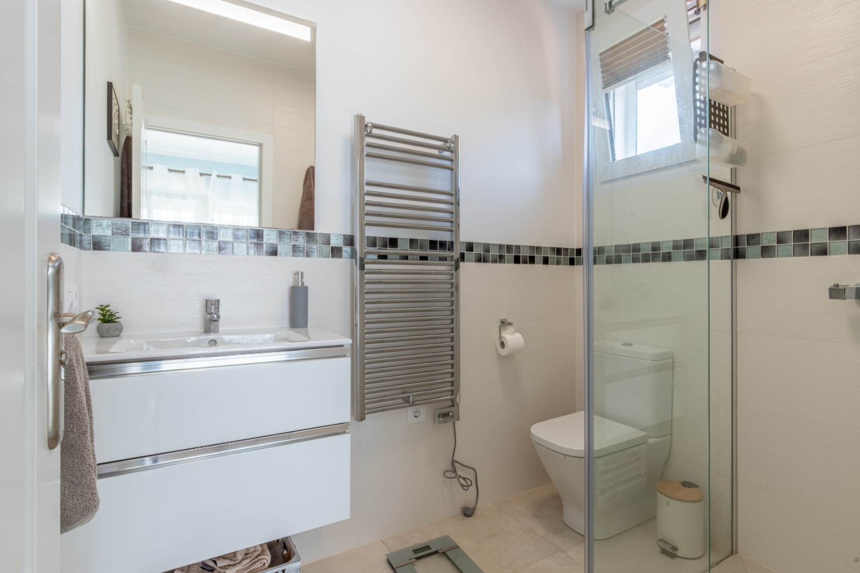 Cuarto de baño con ducha Cuarto de baño con ducha
