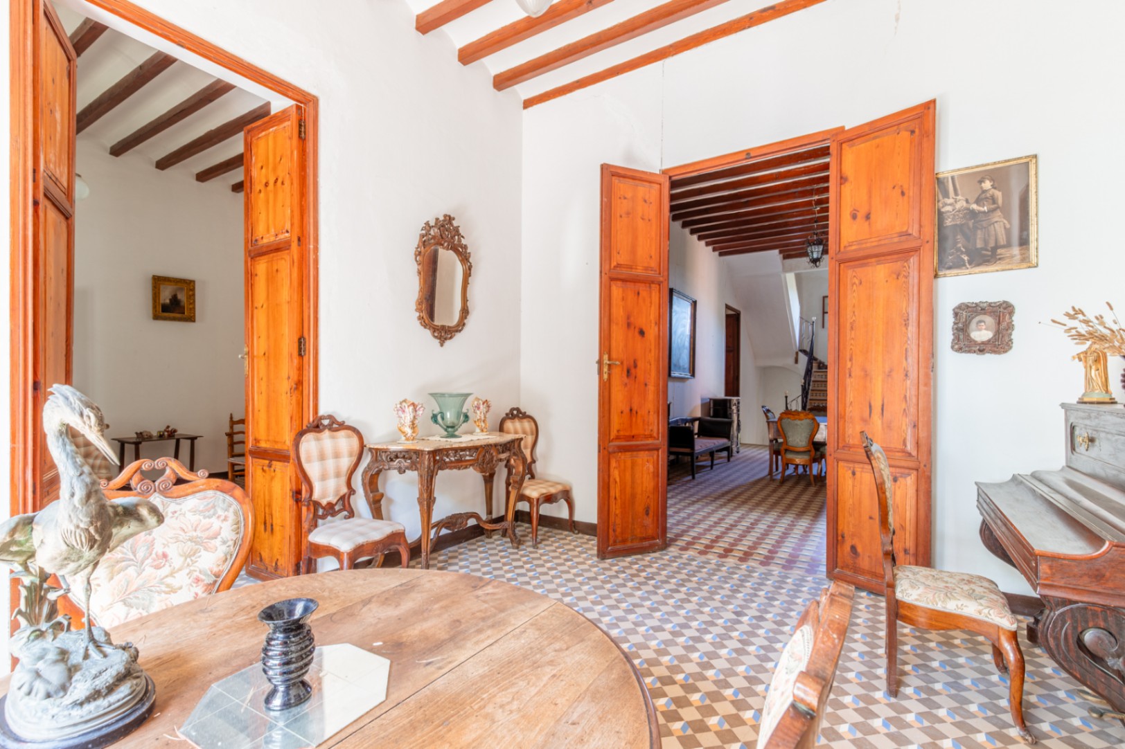 Salón y estancias interiores