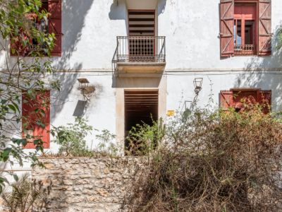Fachada exterior de la finca