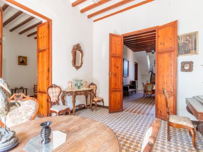 Salón y estancias interiores