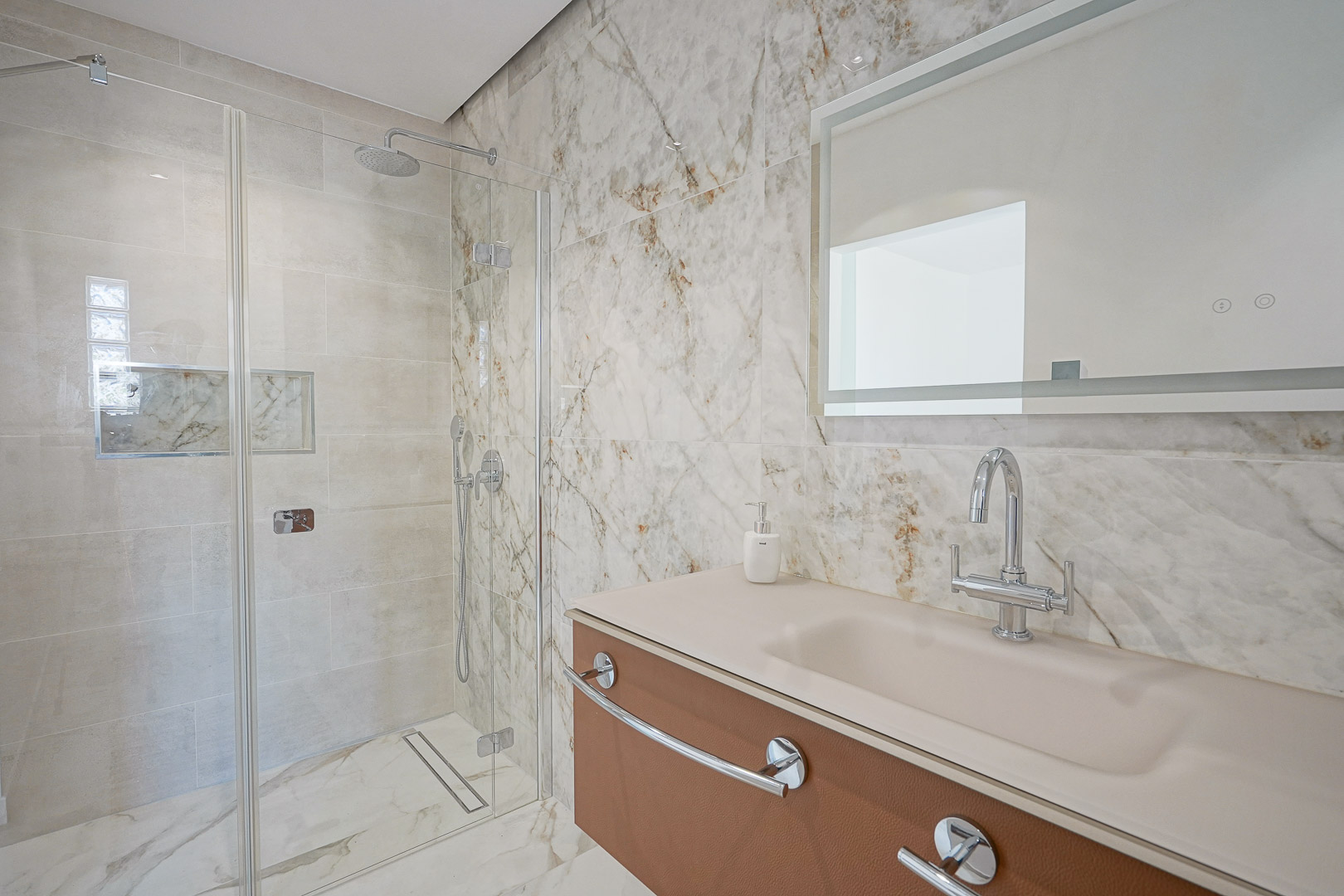 Cuarto de baño en suite