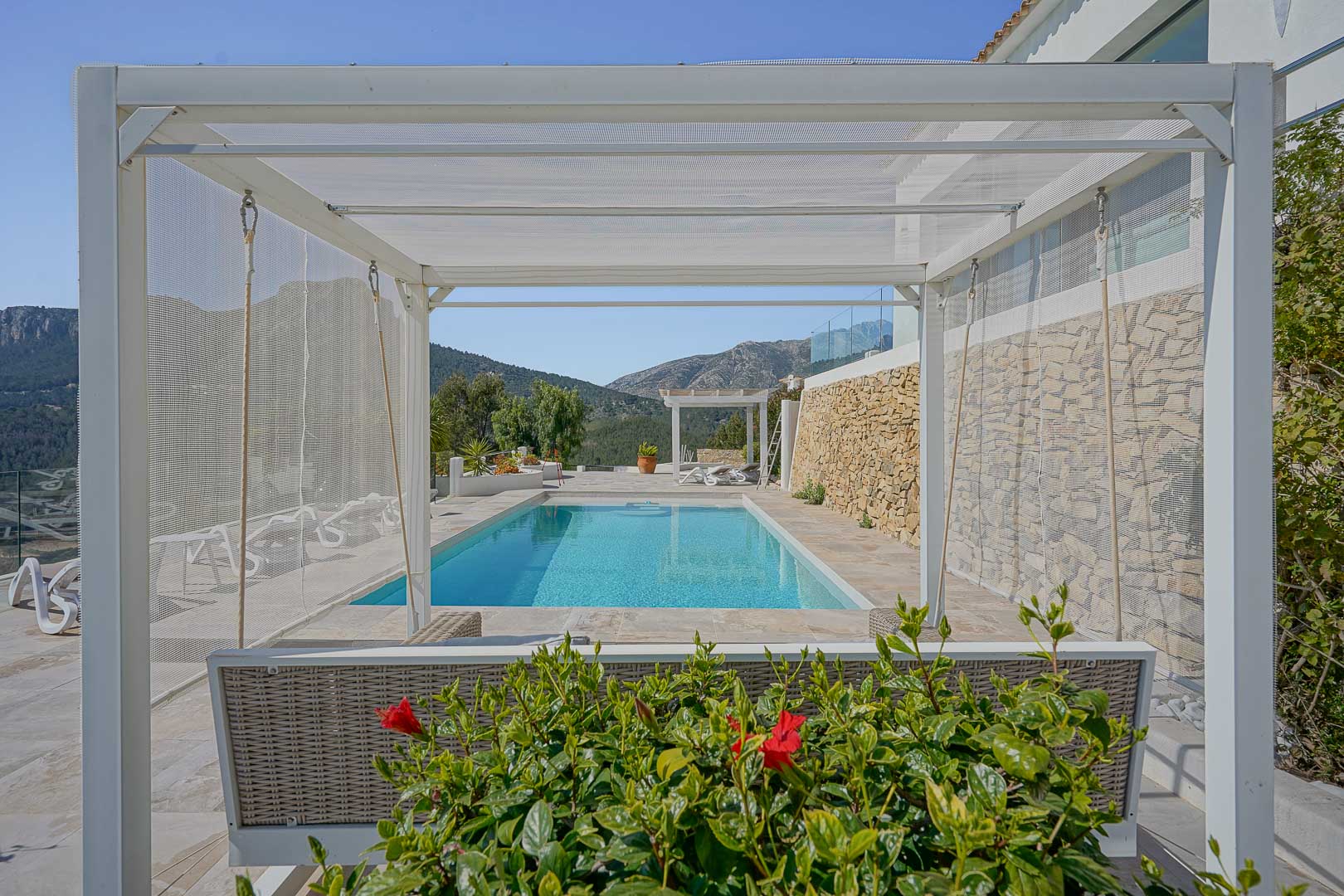 Terraza con piscina y vistas