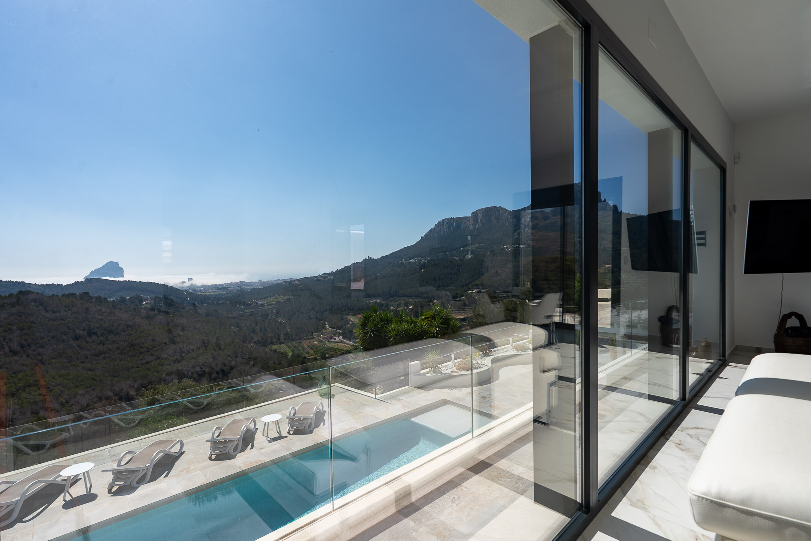 Salón con vistas panorámicas